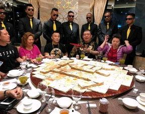 吃瓜群众围观吃瓜视频,揭秘网络热点的幕后故事